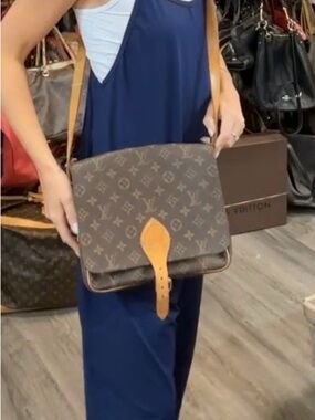 Louis Vuitton Monogram Crossbody with Vachetta Strap